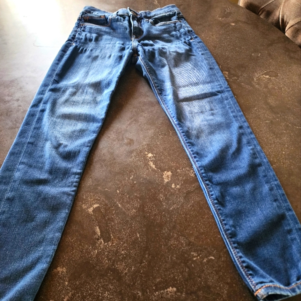 Women's Express Jegging Jean 00S/00C Medium dark wash with fade